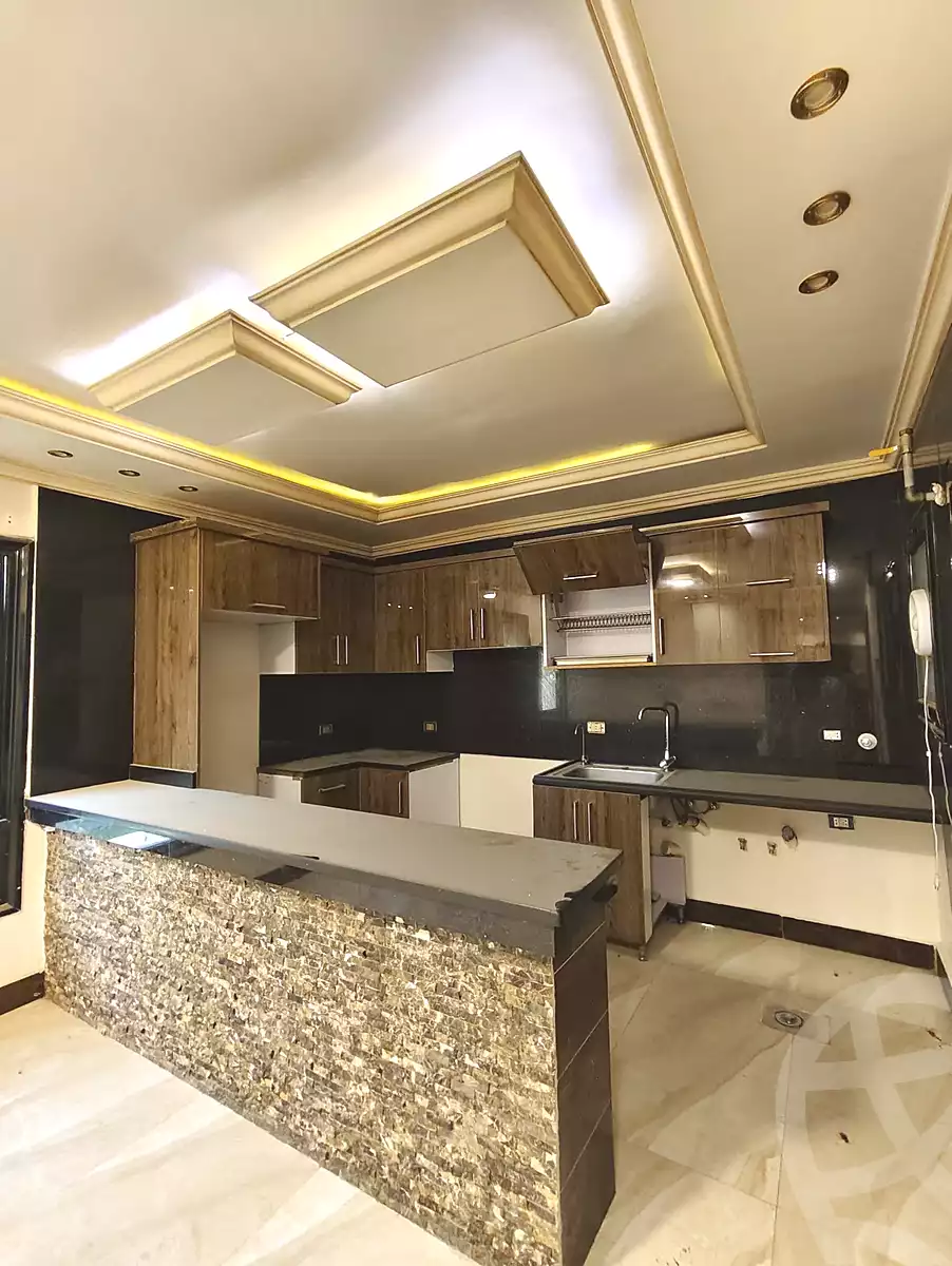 https://aqarmap.com.eg/ar/listing/7078979-for-sale-cairo-el-maadi-zahraa-el-maadi-shr-krfwr-lryysy