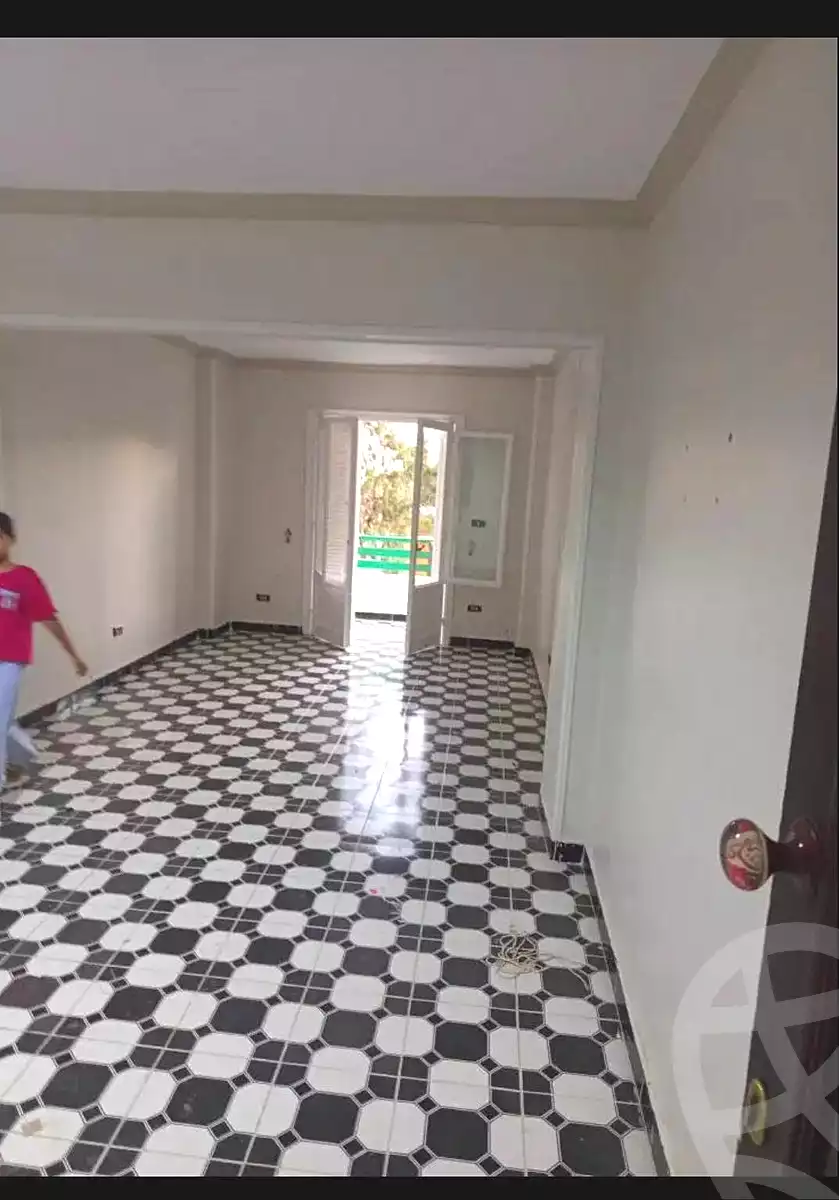 https://aqarmap.com.eg/ar/listing/7075655-for-rent-alexandria-al-agamy-bw-ywsf