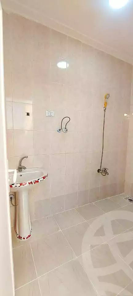 https://aqarmap.com.eg/en/listing/7079328-for-sale-alexandria-al-agamy-shataa-el-nakheel