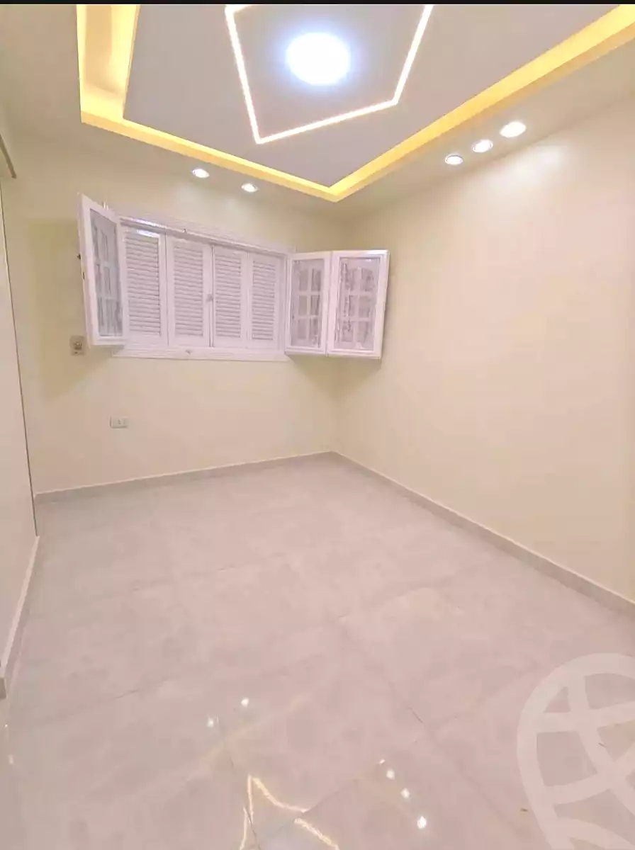https://aqarmap.com.eg/ar/listing/7079540-for-sale-alexandria-miami-mahmoud-el-isawy-st