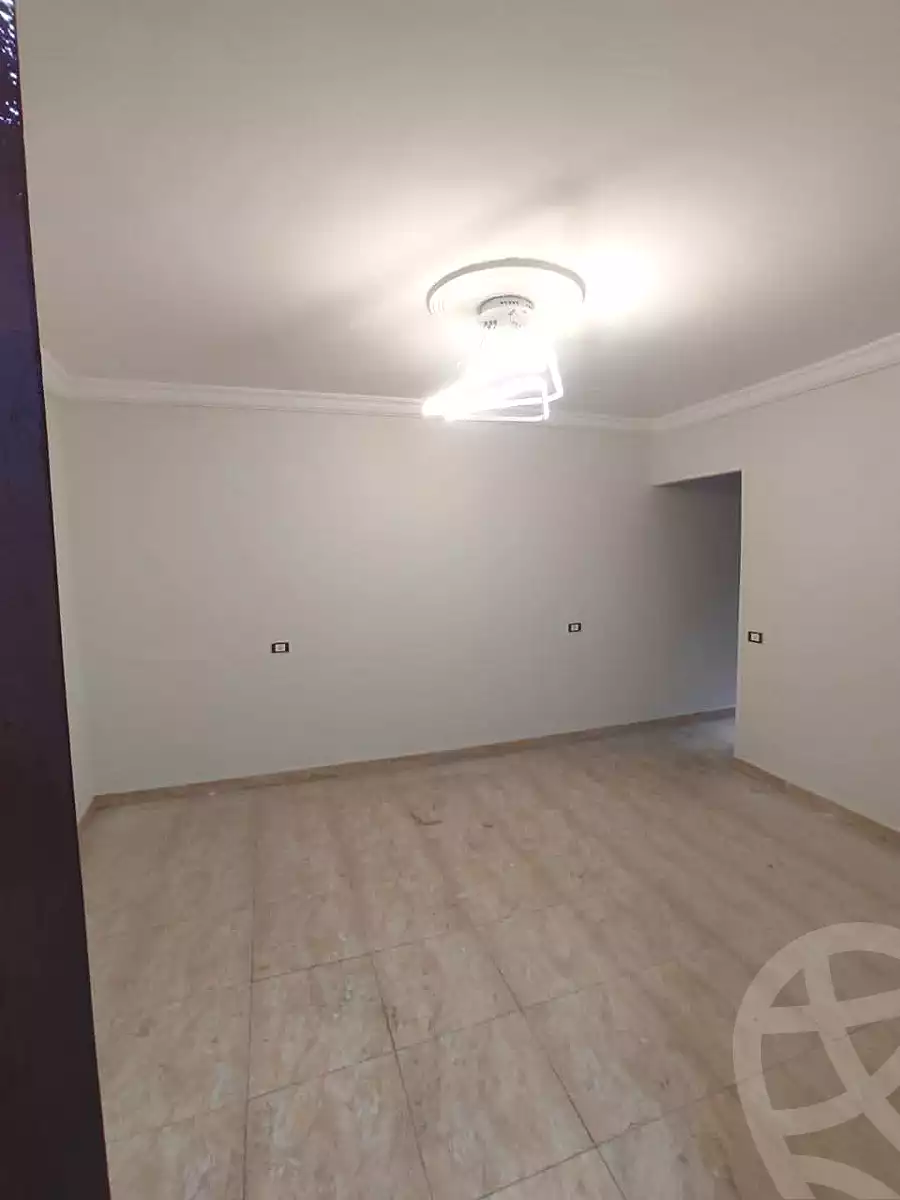 https://aqarmap.com.eg/ar/listing/7079590-for-sale-alexandria-al-agamy-lbytsh-el-neyaba-st