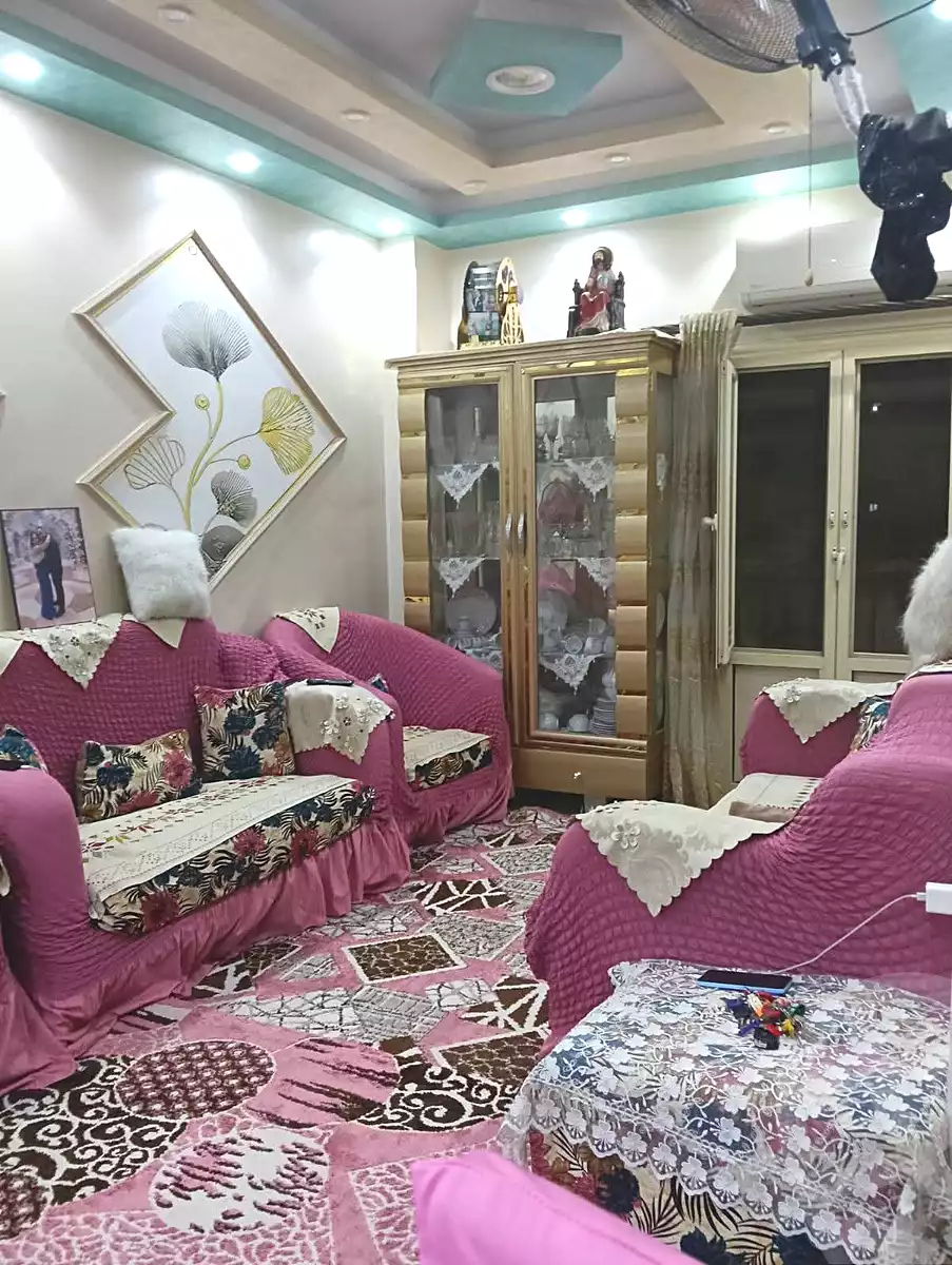 https://aqarmap.com.eg/ar/listing/7079854-for-sale-cairo-shoubra