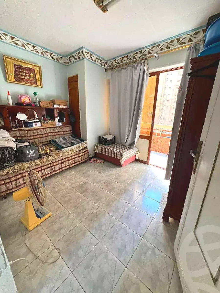 https://aqarmap.com.eg/ar/listing/7079963-for-sale-alexandria-el-asafra-l-sfr-bhry-el-geish-rd