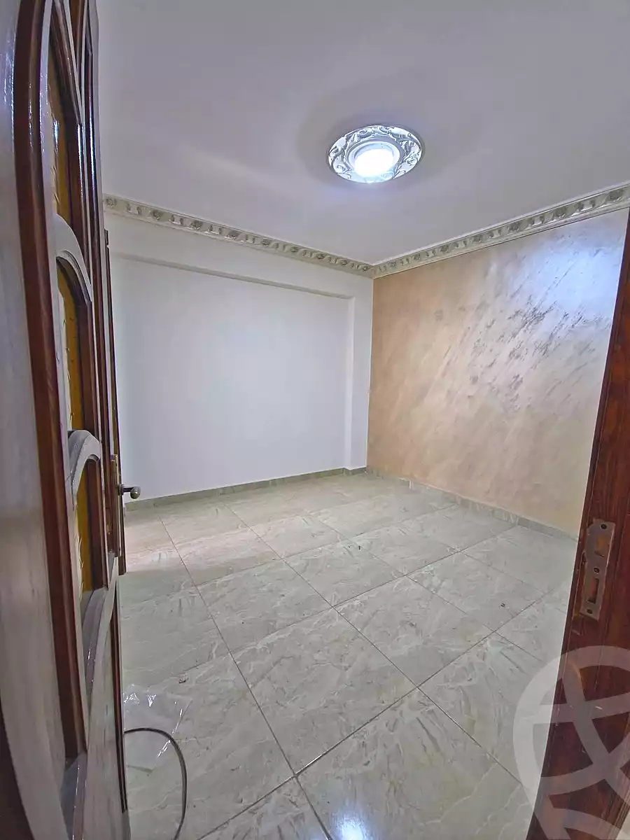 https://aqarmap.com.eg/ar/listing/7079987-for-sale-alexandria-al-agamy-bw-ywsf