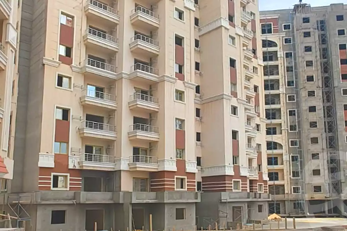 https://aqarmap.com.eg/en/listing/7080388-for-sale-alexandria-sawary-compounds-first-avenue-compound-the-first-development