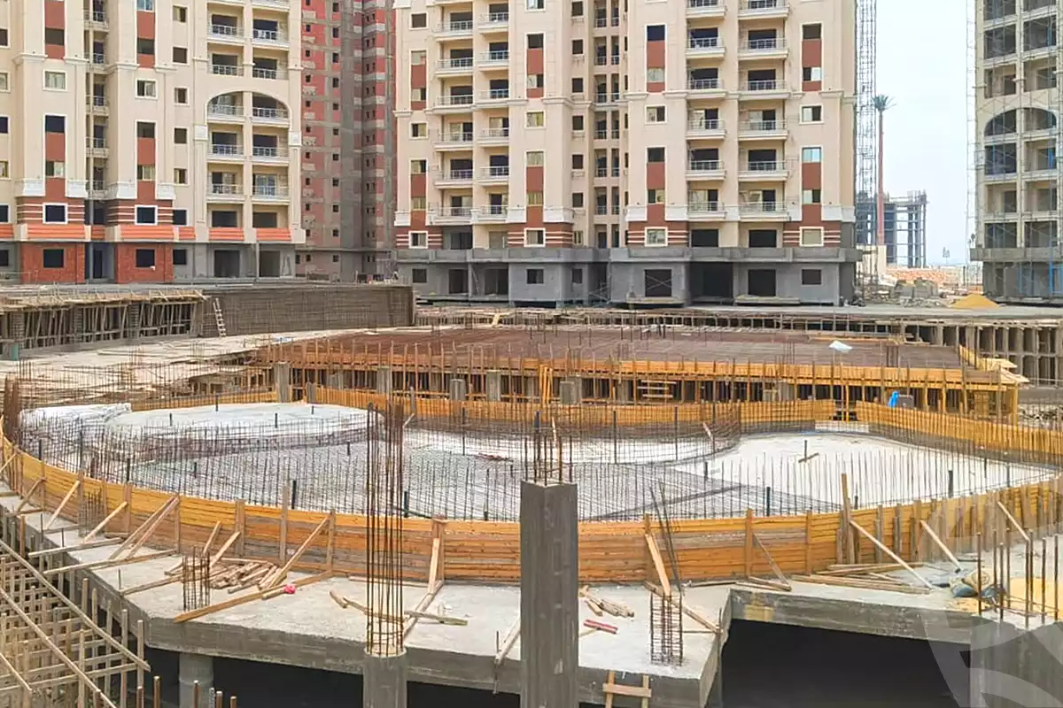 https://aqarmap.com.eg/en/listing/7080388-for-sale-alexandria-sawary-compounds-first-avenue-compound-the-first-development