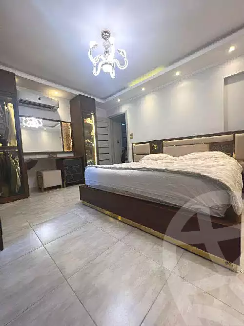 https://aqarmap.com.eg/ar/listing/7080464-for-sale-cairo-new-cairo-compounds-mwrd-fq-llttwyr