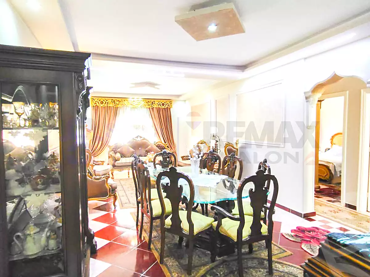 https://aqarmap.com.eg/ar/listing/7080474-for-sale-alexandria-ibrahimia-omar-zafan-st
