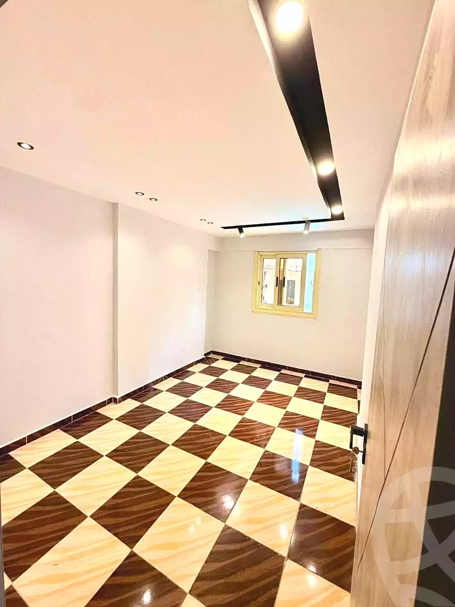https://aqarmap.com.eg/ar/listing/7080515-for-sale-alexandria-sydy-bshr-sydy-bshr-bhry-shr-khld-bn-lwlyd
