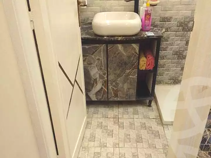 https://aqarmap.com.eg/ar/listing/7080553-for-sale-alexandria-al-agamy-lbytsh-el-zahraa-st