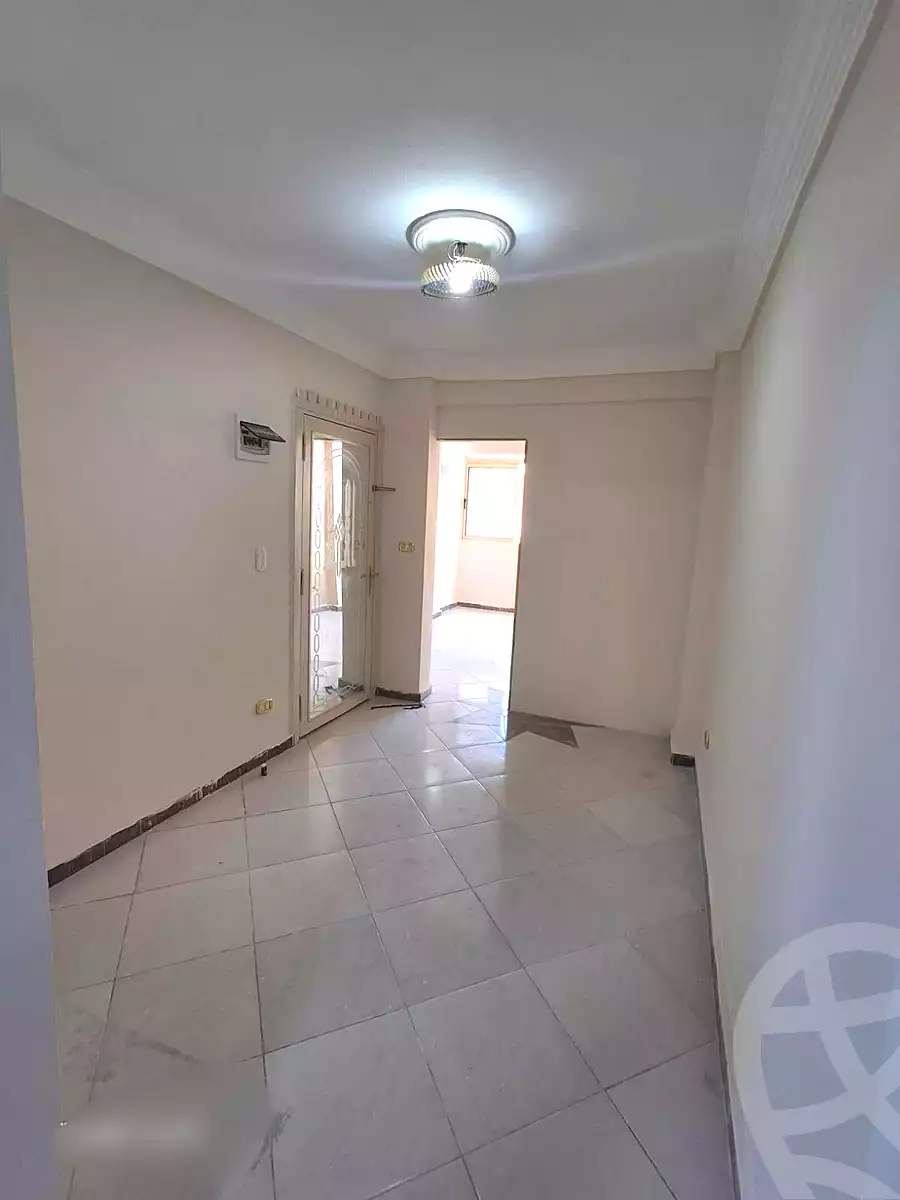 https://aqarmap.com.eg/ar/listing/7080599-for-sale-alexandria-lsywf-el-falki