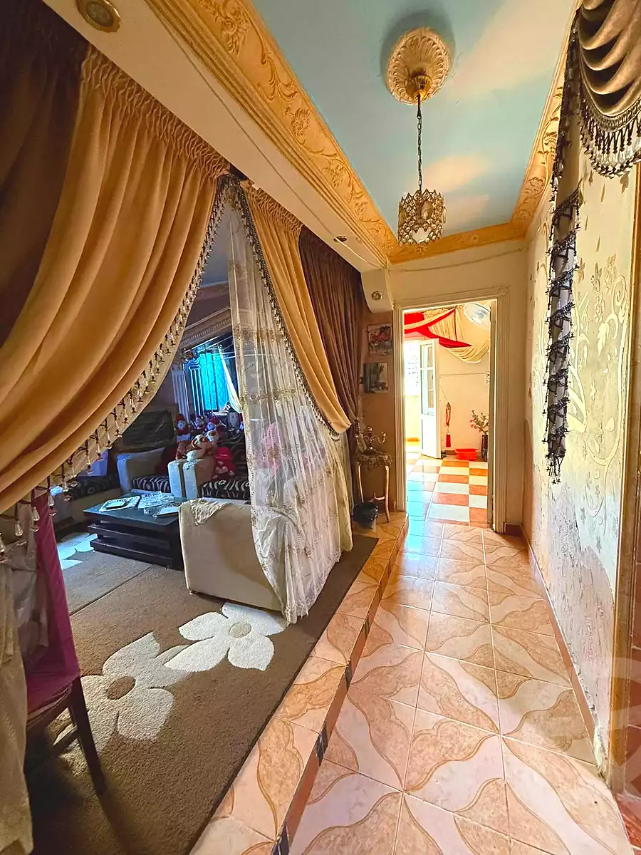 https://aqarmap.com.eg/ar/listing/7080762-for-sale-alexandria-sydy-bshr-shr-mlk-hfny