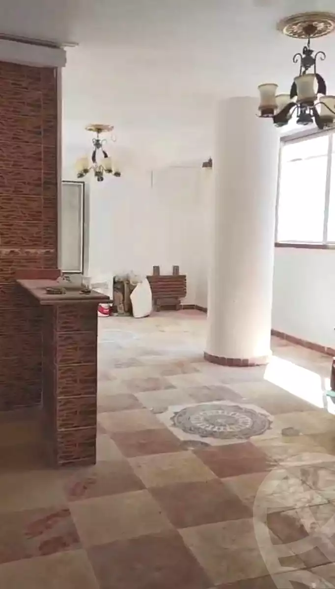 https://aqarmap.com.eg/en/listing/7080809-for-sale-alexandria-kom-el-dikka