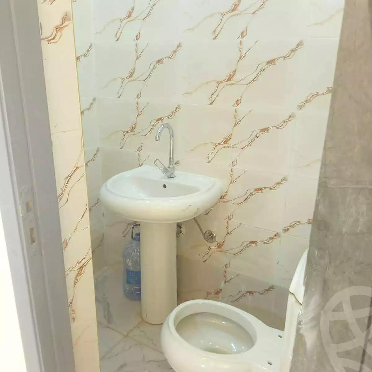 https://aqarmap.com.eg/ar/listing/7080884-for-sale-alexandria-al-agamy-lbytsh-mohamed-el-fardi-st