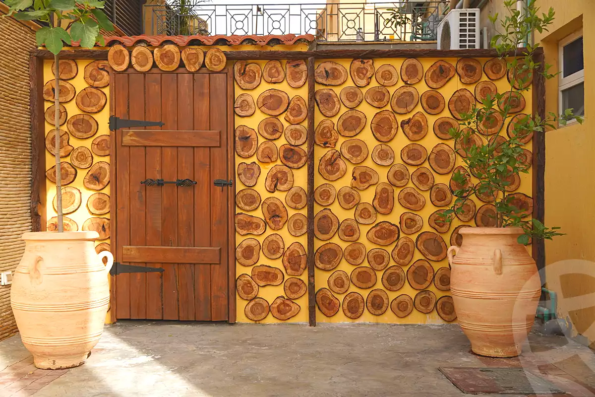 https://aqarmap.com.eg/ar/listing/7081213-for-sale-cairo-new-cairo-compounds-moon-valley-2