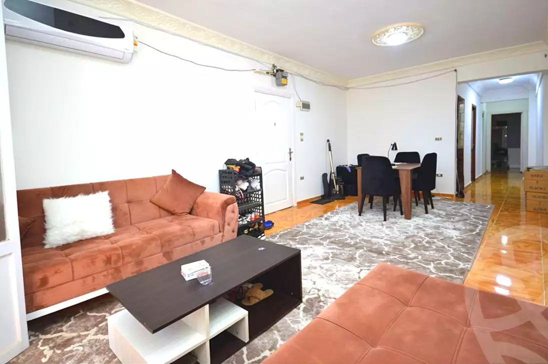 https://aqarmap.com.eg/en/listing/7081261-for-sale-alexandria-camp-cesar
