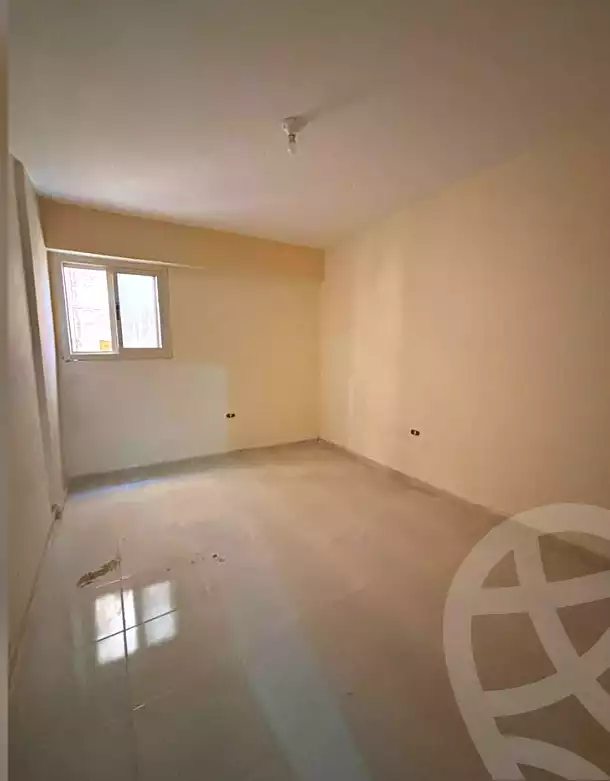 https://aqarmap.com.eg/ar/listing/7081461-for-sale-alexandria-al-agamy-lbytsh-el-hanafeya-st