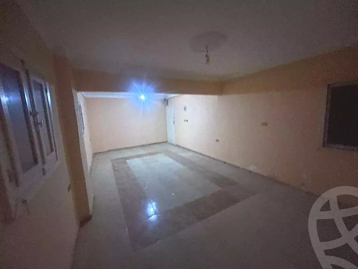 https://aqarmap.com.eg/ar/listing/7081628-for-rent-alexandria-ganaklis-shr-mrtdy-bsh