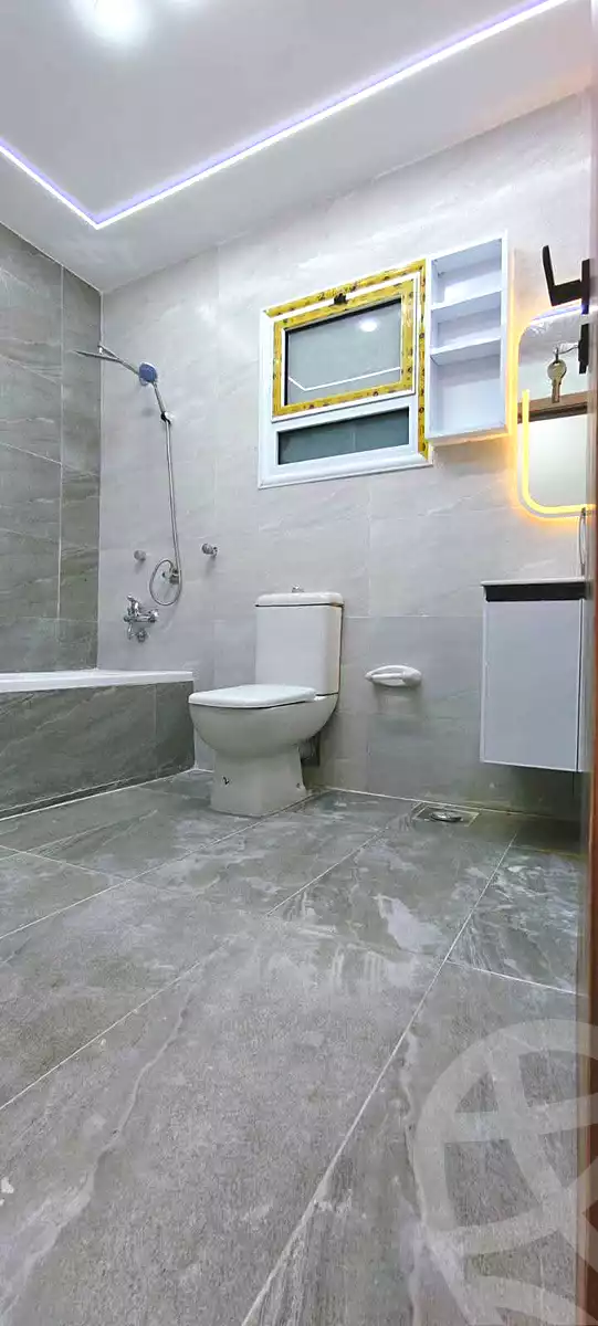 https://aqarmap.com.eg/en/listing/7081843-for-sale-alexandria-al-agamy-el-hanouvel-kasr-al-quiri-st-1