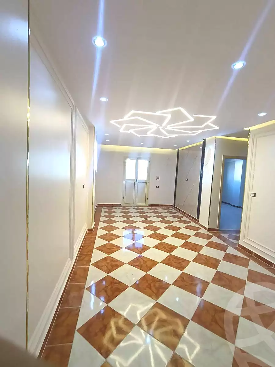 https://aqarmap.com.eg/en/listing/7081849-for-sale-alexandria-al-agamy-el-hanouvel-radwan-st