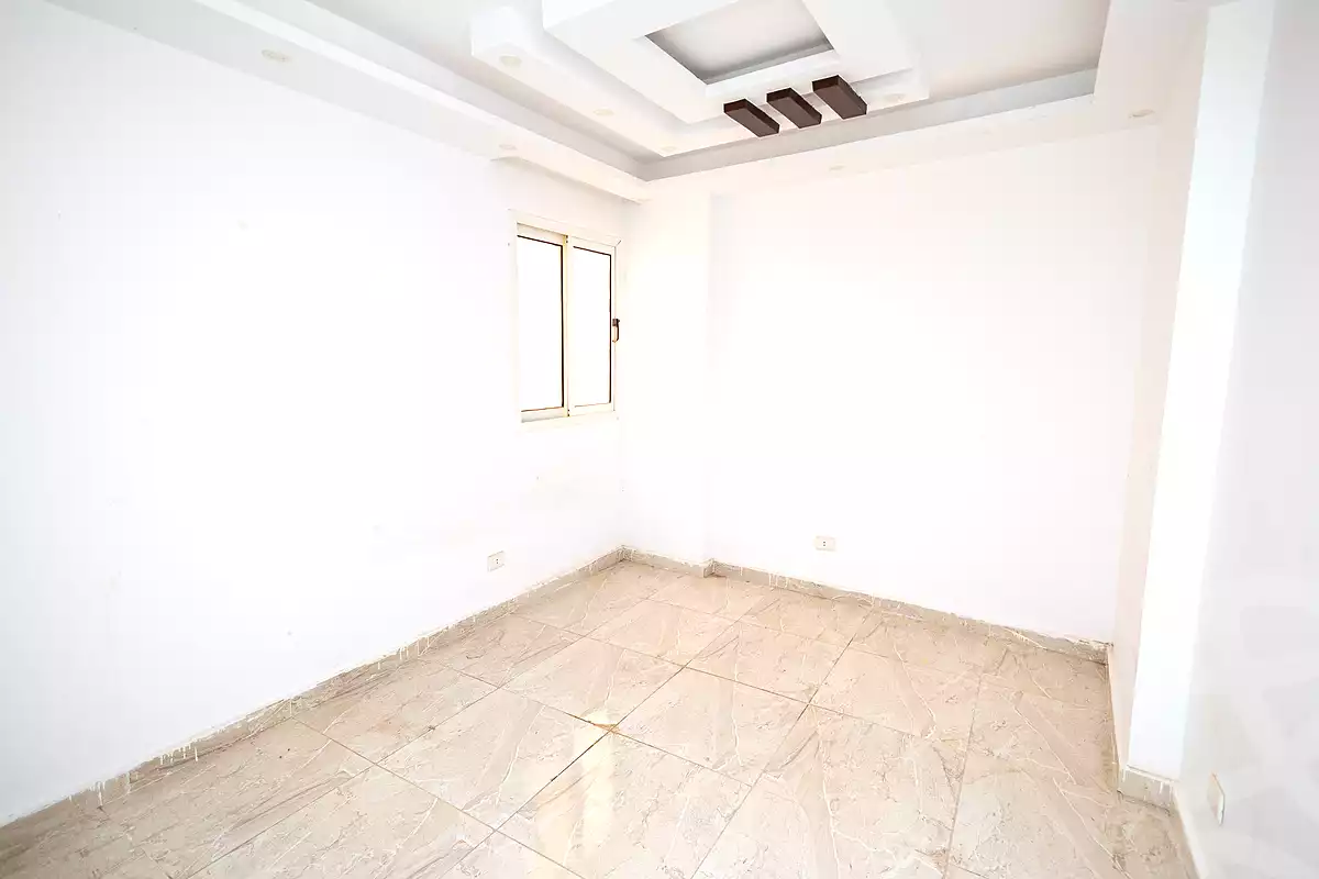 https://aqarmap.com.eg/ar/listing/7082380-for-sale-alexandria-el-mandara-alex-el-mandara-bahri-sidi-kamal-st