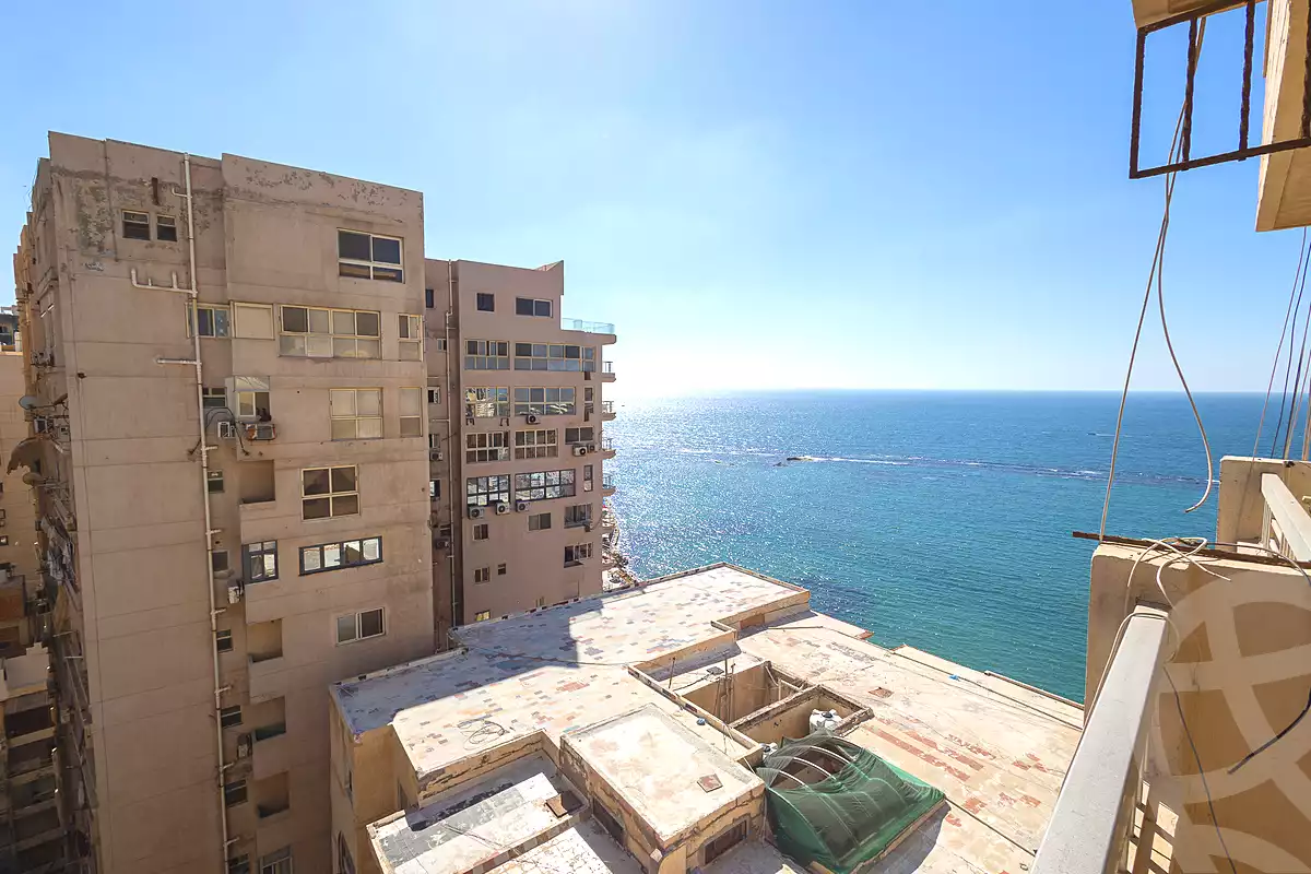 https://aqarmap.com.eg/ar/listing/7082380-for-sale-alexandria-el-mandara-alex-el-mandara-bahri-sidi-kamal-st