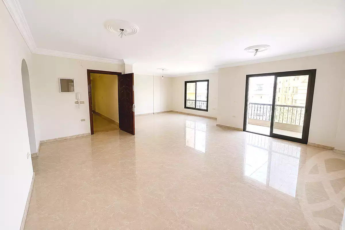 https://aqarmap.com.eg/en/listing/7082555-for-sale-cairo-el-sheikh-zayed-city-el-hay-elsabeaa-lbstn
