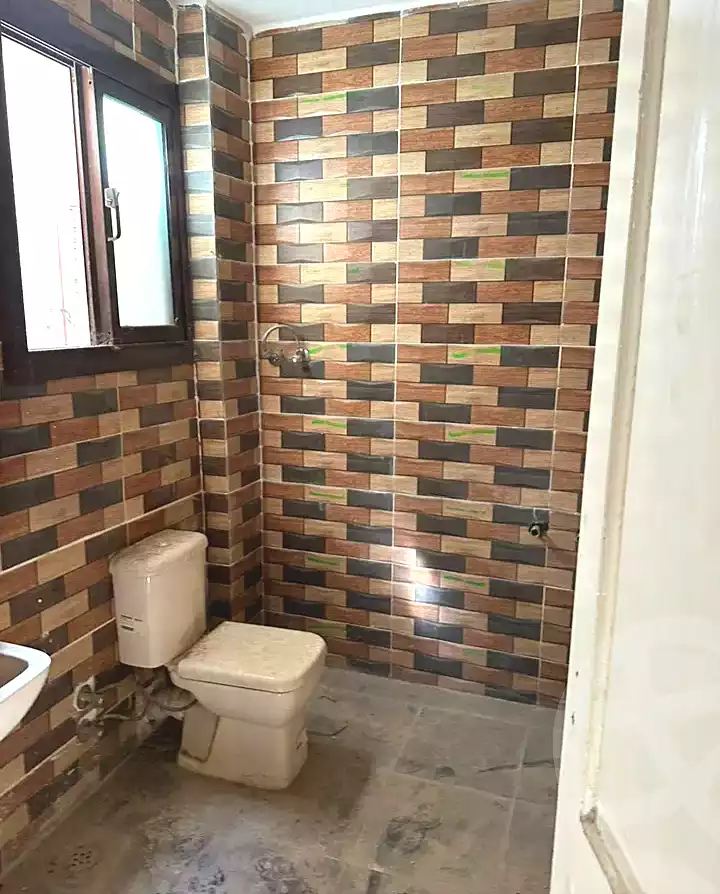 https://aqarmap.com.eg/ar/listing/7082591-for-sale-alexandria-al-agamy-el-hanouvel