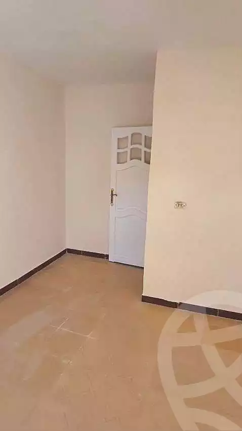 https://aqarmap.com.eg/en/listing/7082692-for-sale-alexandria-al-agamy-el-hanouvel-el-warsha-st