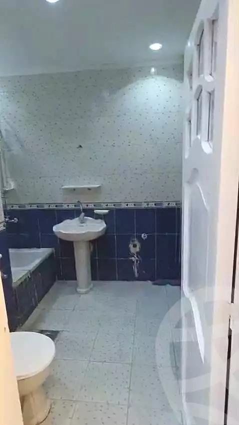https://aqarmap.com.eg/en/listing/7082698-for-sale-alexandria-al-agamy-el-hanouvel-kasr-al-quiri-st-1