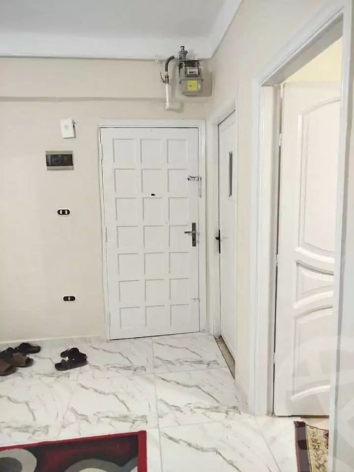 https://aqarmap.com.eg/en/listing/7082708-for-sale-alexandria-al-agamy-el-hanouvel-el-kholafaa-el-rashdeen-st