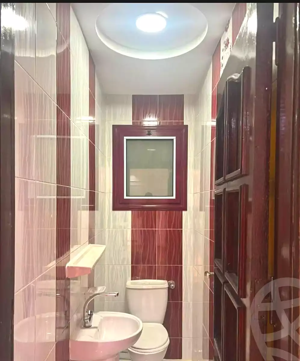 https://aqarmap.com.eg/ar/listing/7082724-for-sale-alexandria-el-asafra-shr-45
