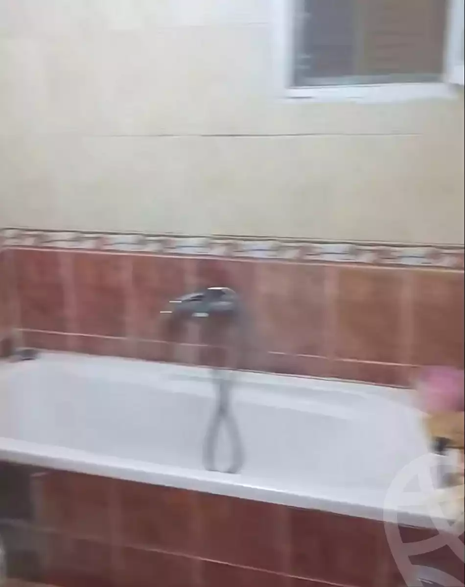 https://aqarmap.com.eg/en/listing/7082760-for-sale-alexandria-sydy-bshr