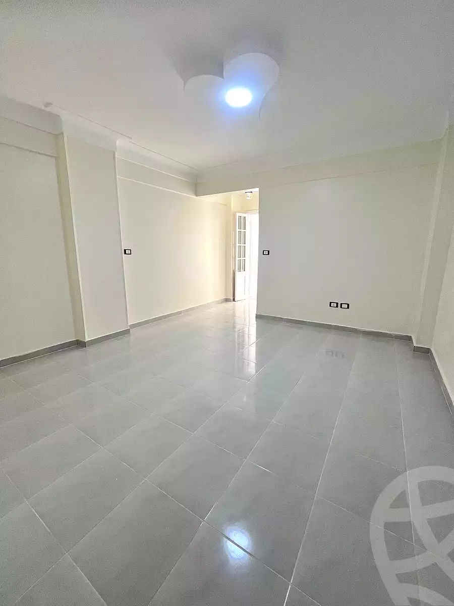 https://aqarmap.com.eg/ar/listing/7083244-for-sale-alexandria-al-agamy-shataa-el-nakheel