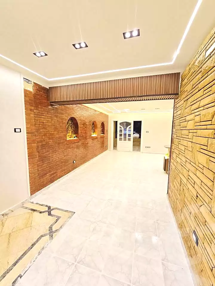 https://aqarmap.com.eg/ar/listing/7083264-for-sale-alexandria-al-agamy-shataa-el-nakheel