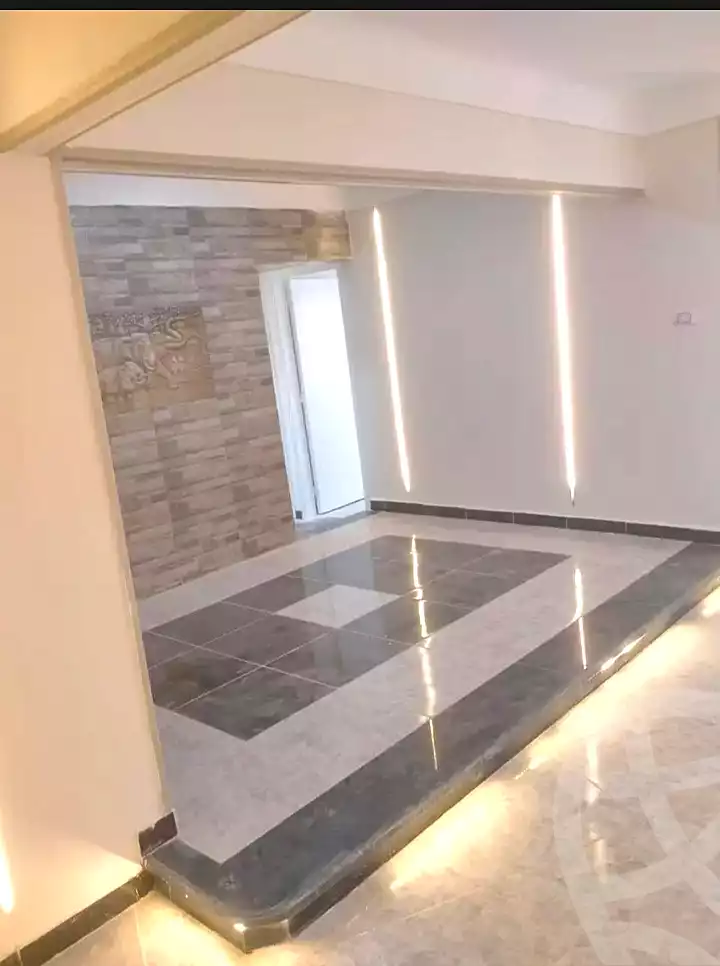 https://aqarmap.com.eg/ar/listing/7083285-for-sale-alexandria-al-agamy-el-hanouvel-radwan-st