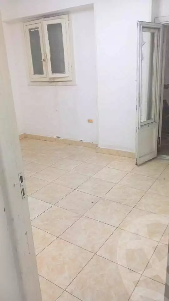 https://aqarmap.com.eg/ar/listing/7083322-for-rent-alexandria-sydy-bshr-sydy-bshr-bhry-shr-mhmwd-l-yswy