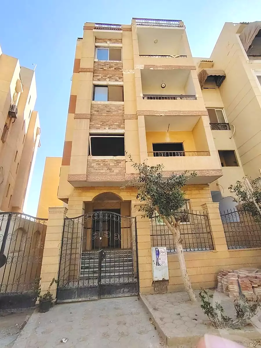 https://aqarmap.com.eg/ar/listing/7083411-for-sale-cairo-new-cairo-south-investors-al-gezira-st