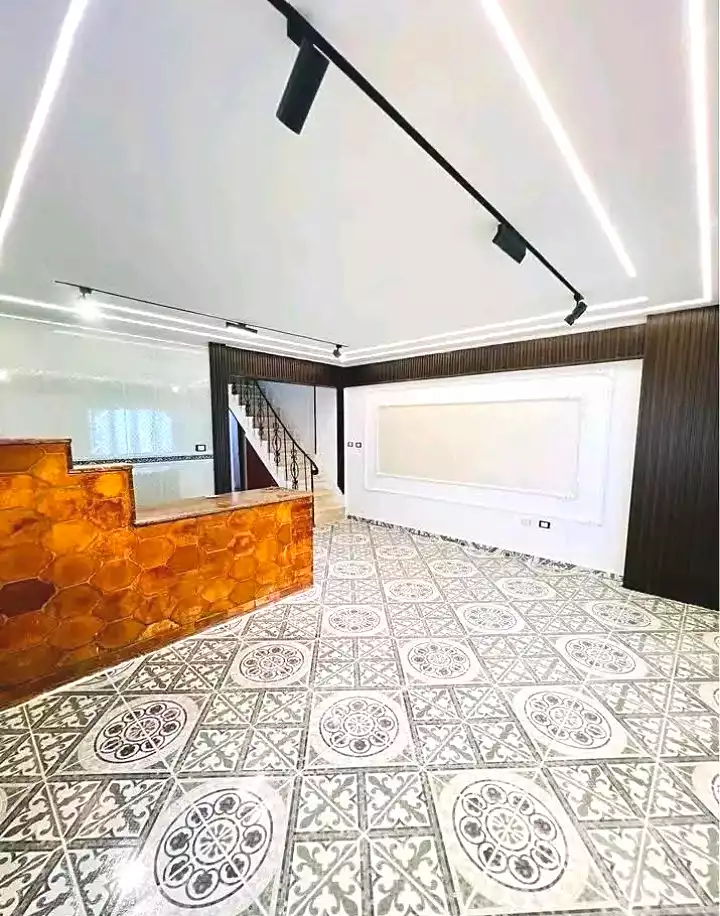 https://aqarmap.com.eg/en/listing/7083687-for-sale-alexandria-al-agamy-shataa-el-nakheel-street-45
