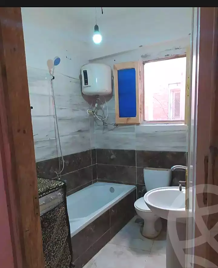 https://aqarmap.com.eg/ar/listing/7083796-for-sale-alexandria-al-agamy-el-hanouvel-omar-ibn-el-khattab-st