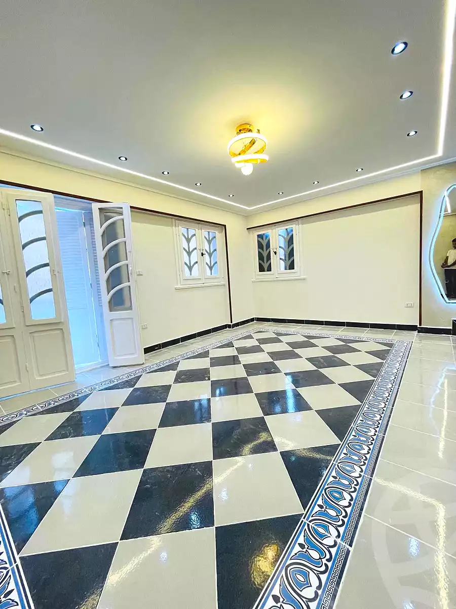 https://aqarmap.com.eg/ar/listing/7083831-for-sale-alexandria-al-agamy-shataa-el-nakheel