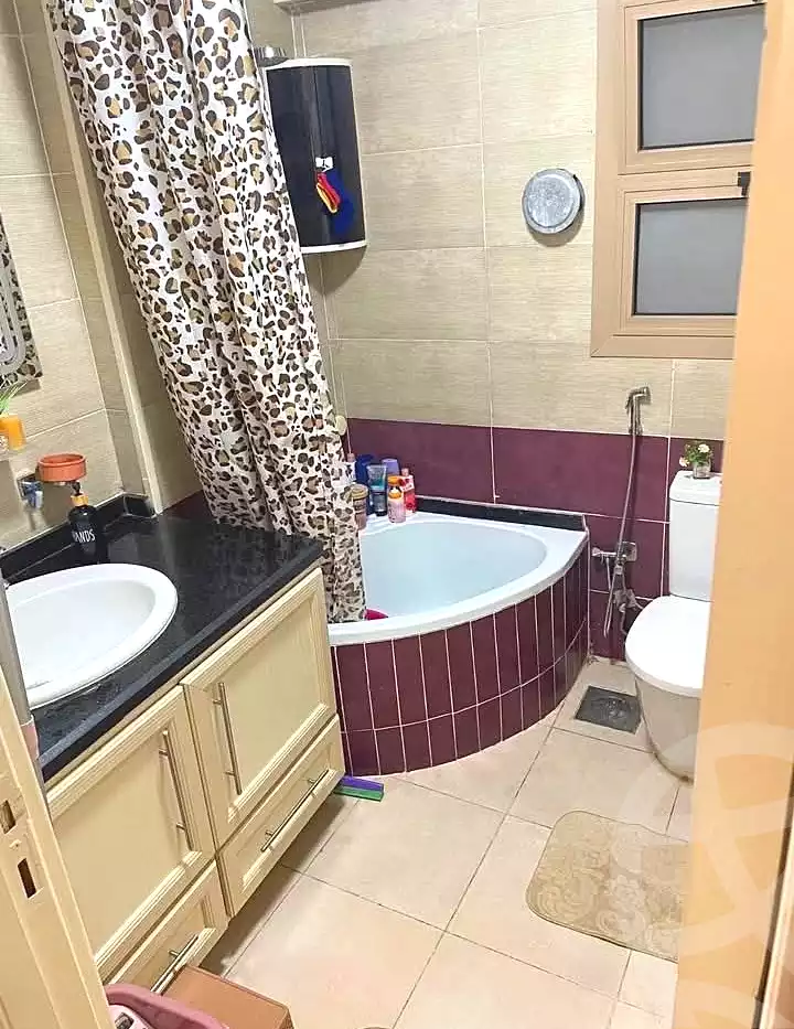 https://aqarmap.com.eg/ar/listing/7083842-for-sale-alexandria-al-agamy-lbytsh-el-menshawy-st