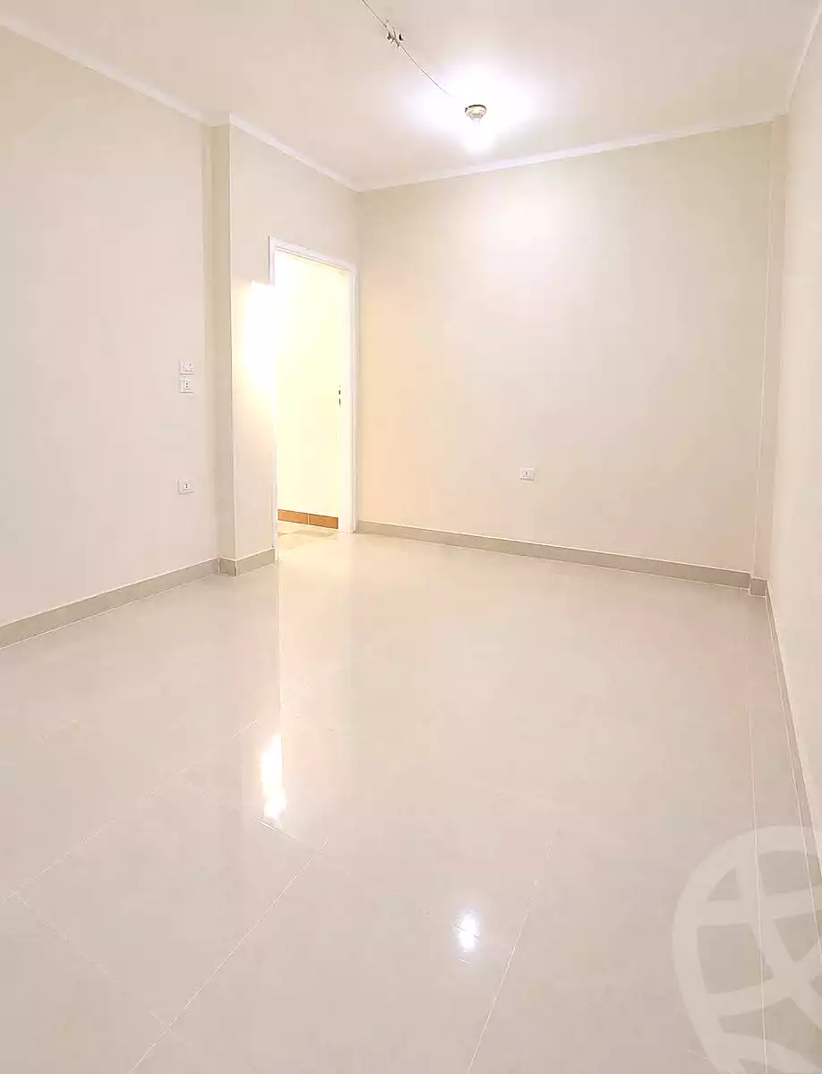 https://aqarmap.com.eg/ar/listing/7083944-for-rent-cairo-ain-shams-ain-shams-el-sharkia-el-eshrein-stt