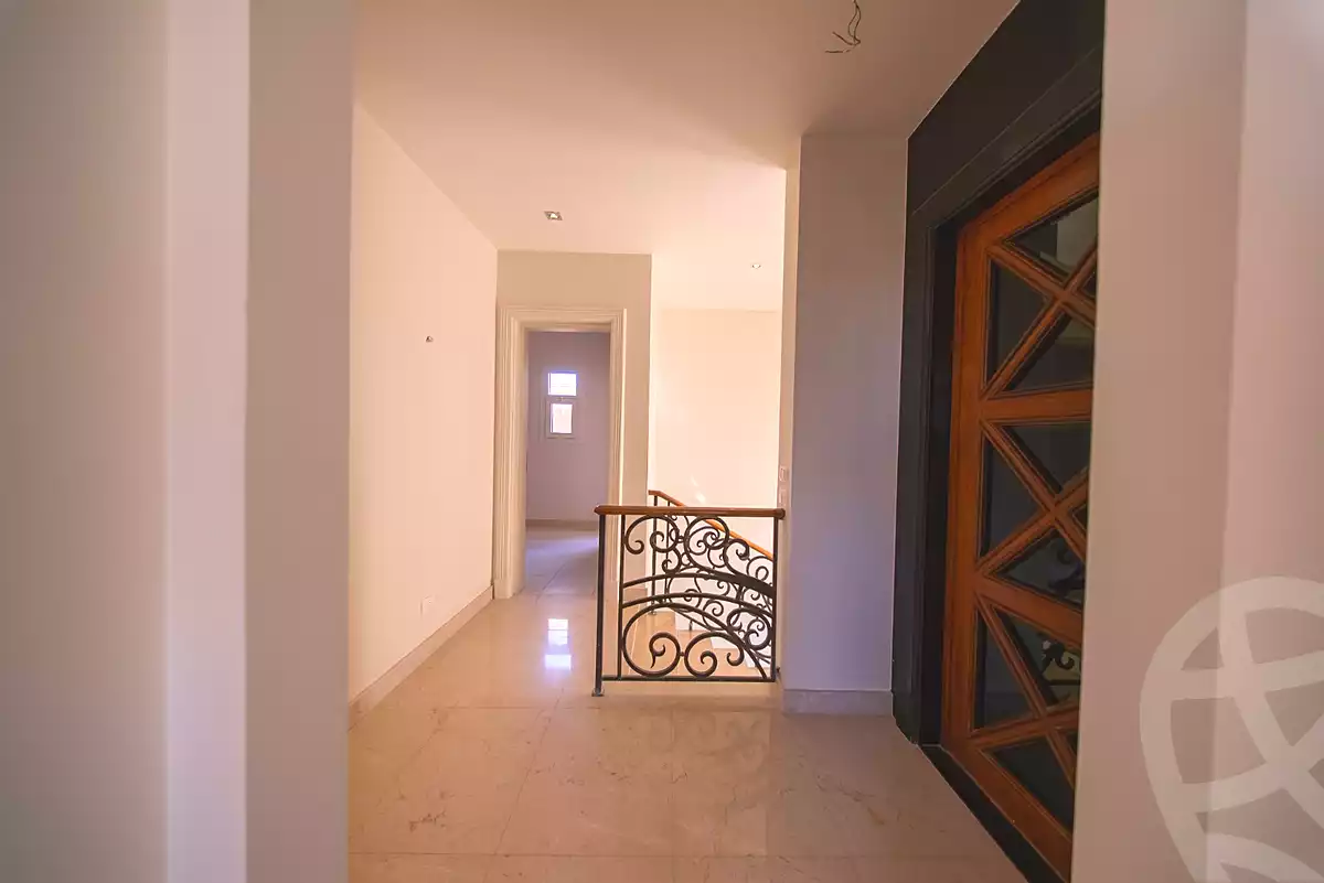 https://aqarmap.com.eg/ar/listing/7084049-for-sale-alexandria-king-maryot-compounds-jewar-compound-el-forat