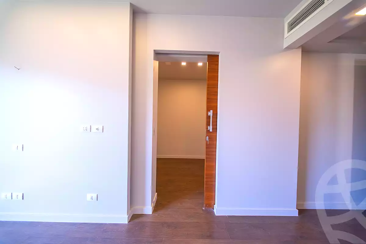 https://aqarmap.com.eg/ar/listing/7084049-for-sale-alexandria-king-maryot-compounds-jewar-compound-el-forat