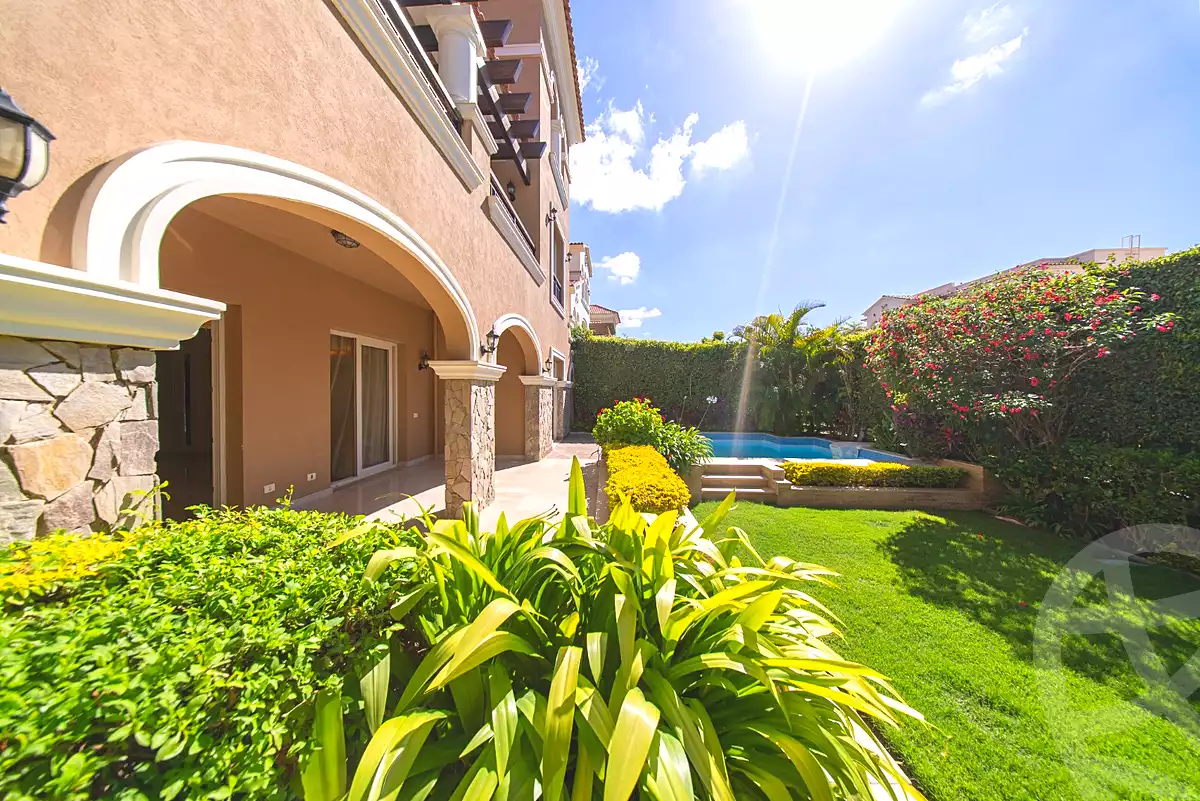 https://aqarmap.com.eg/ar/listing/7084049-for-sale-alexandria-king-maryot-compounds-jewar-compound-el-forat