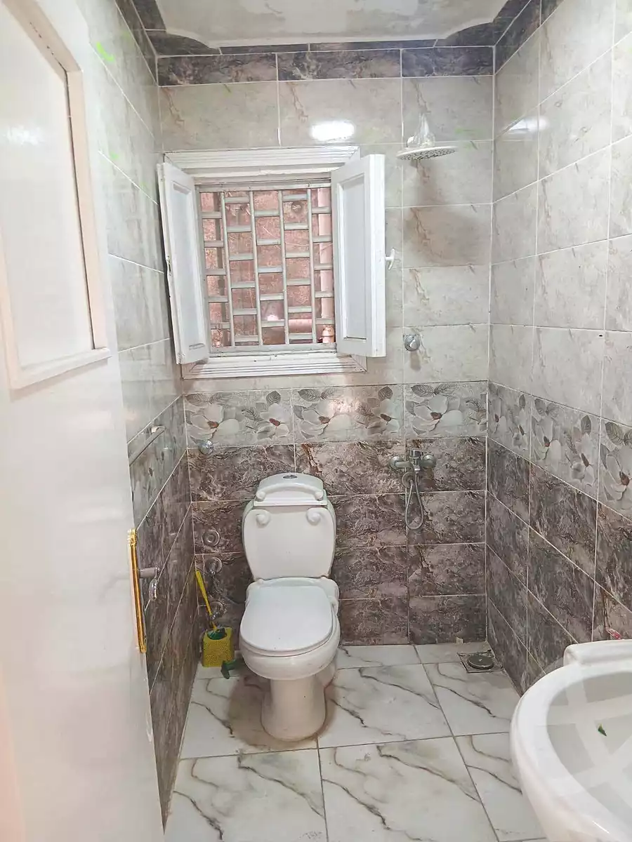 https://aqarmap.com.eg/en/listing/7084223-for-sale-alexandria-al-agamy-lbytsh