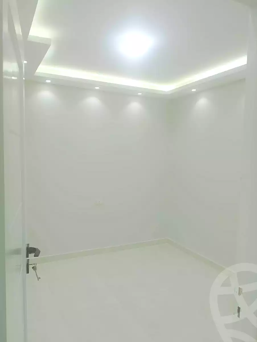 https://aqarmap.com.eg/en/listing/7084459-for-rent-alexandria-al-agamy-lbytsh-bianchiii
