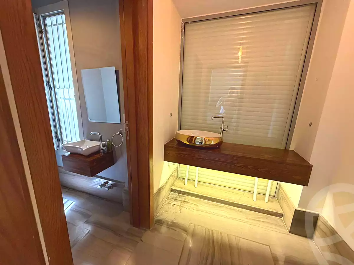 https://aqarmap.com.eg/ar/listing/7084554-for-rent-cairo-el-sheikh-zayed-city-compounds-kmbwnd-ljry-swdyk
