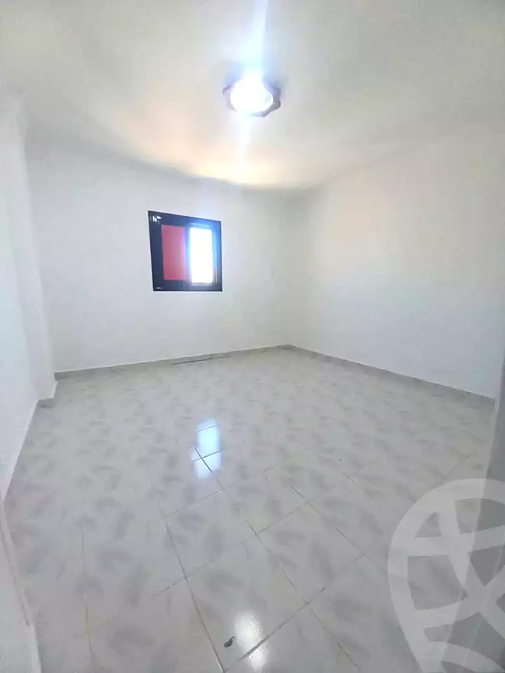 https://aqarmap.com.eg/en/listing/7084613-for-sale-alexandria-sydy-bshr-sydy-bshr-bhry-khalil-hamada-st